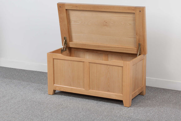 Devonshire Oak Blanket Box